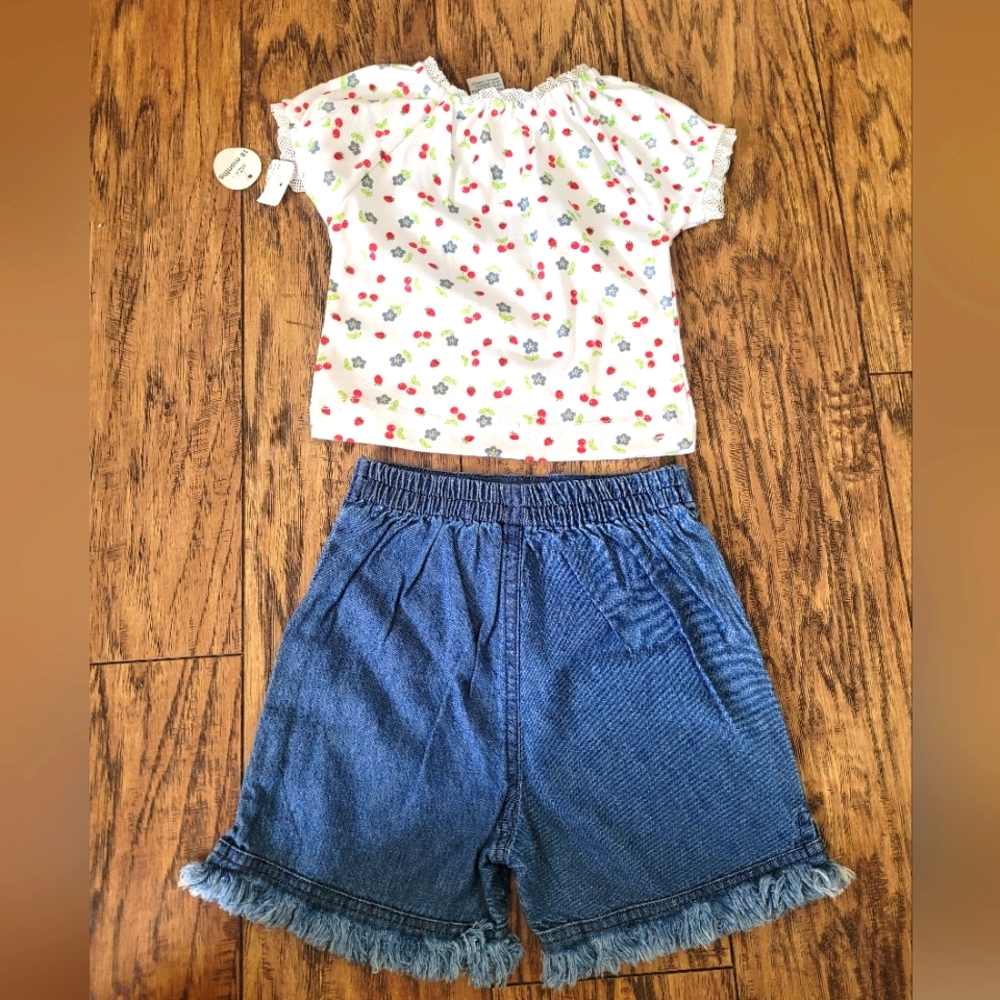 NWT Vintage Little Lindsey Fruit Print Top With Denim Elastic Waist Shorts‎